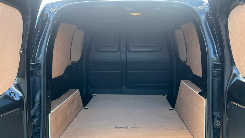 Nissan Townstar L1 Petrol 1.3 Tekna Van